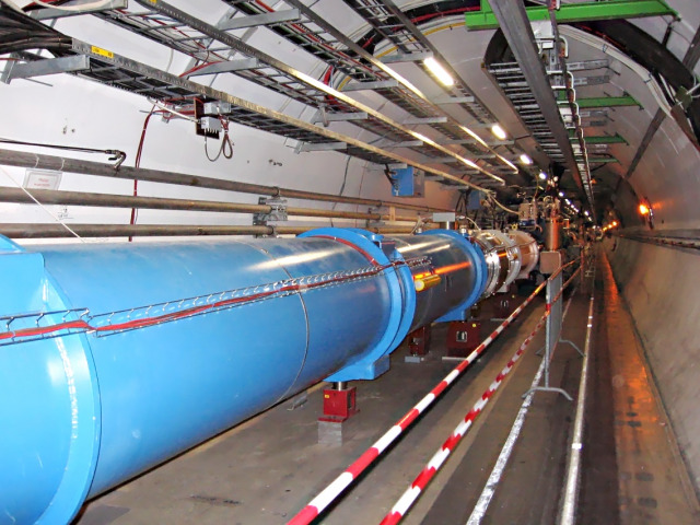 Il Large Handron Collider LHC del CERN